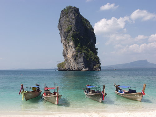 เกาะปอดะนอก หรือ เกาะไก่